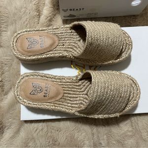 “The Beast” Natural Rope Espadrilles platform casual. Size 6-1/2.